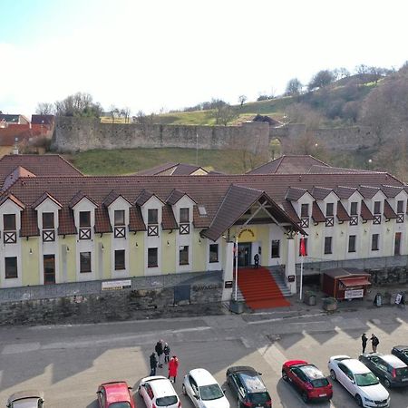 Hotel Hradna Brana Bratislava Luaran gambar