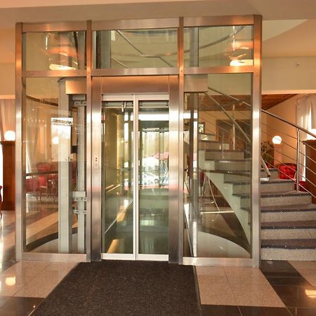 Hotel Hradna Brana Bratislava Luaran gambar