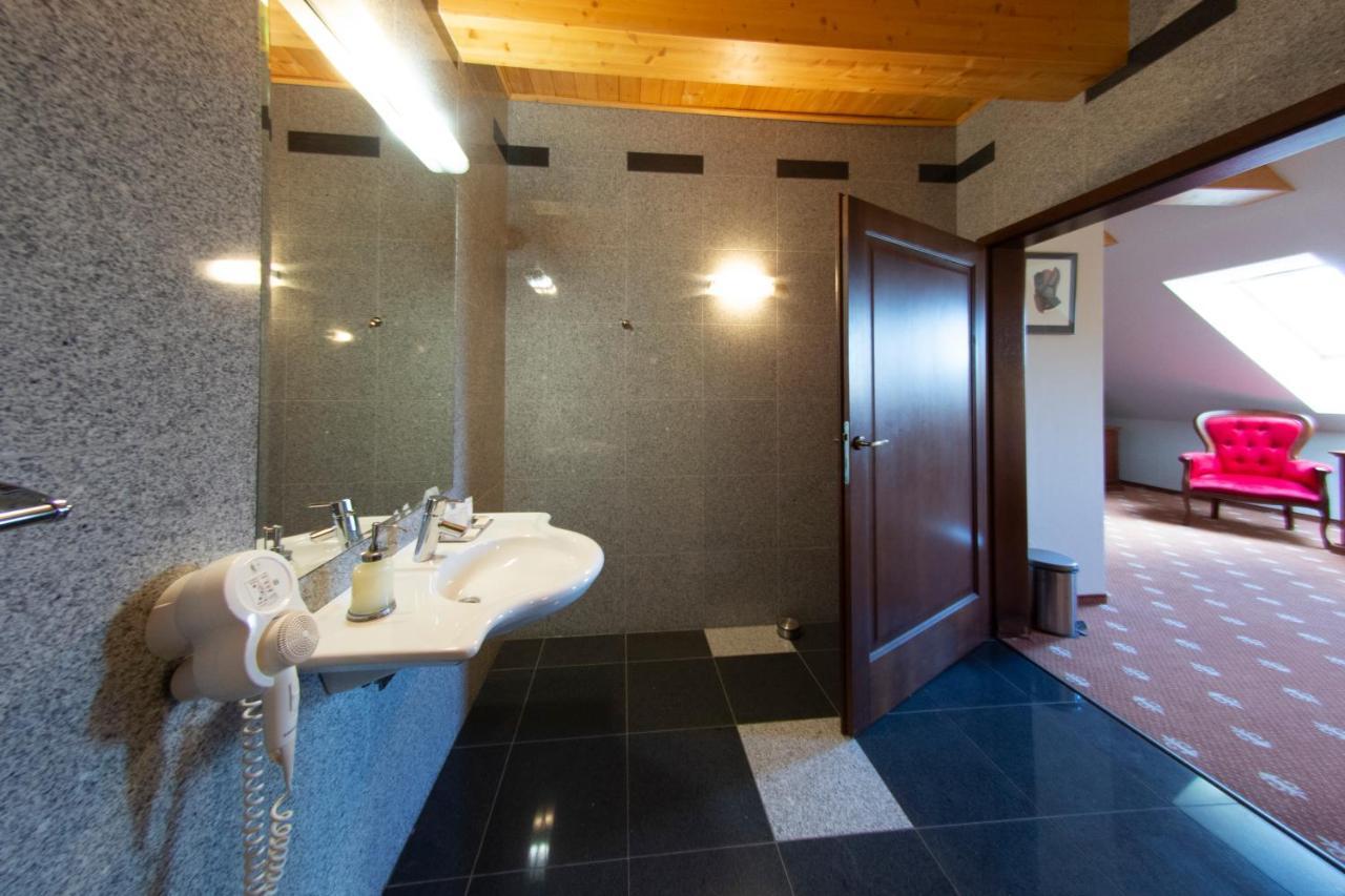 Hotel Hradna Brana Bratislava Luaran gambar