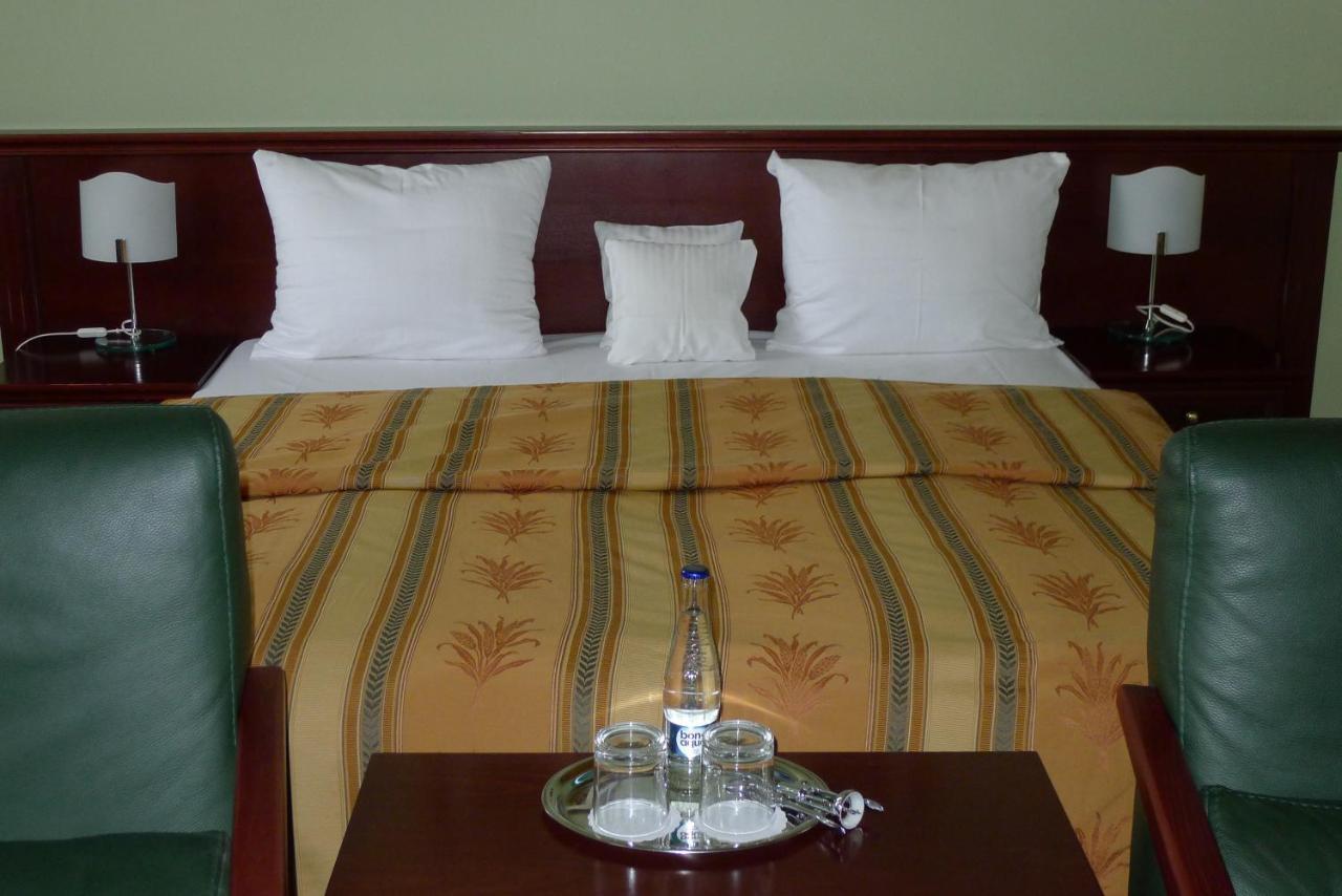 Hotel Hradna Brana Bratislava Bilik gambar