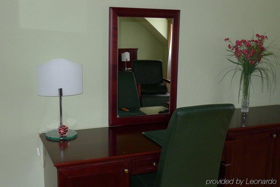 Hotel Hradna Brana Bratislava Bilik gambar