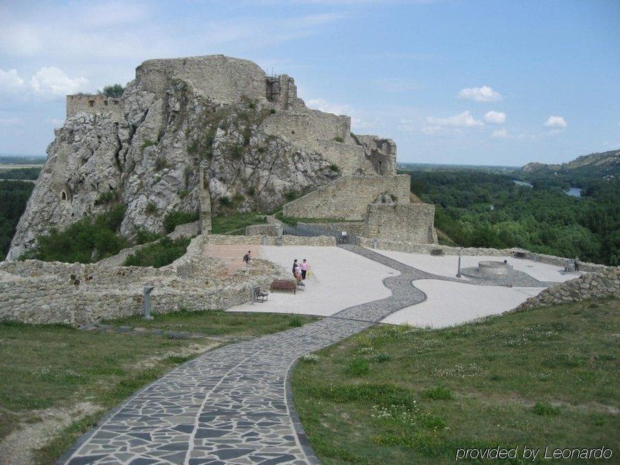 Hotel Hradna Brana Bratislava Kemudahan gambar